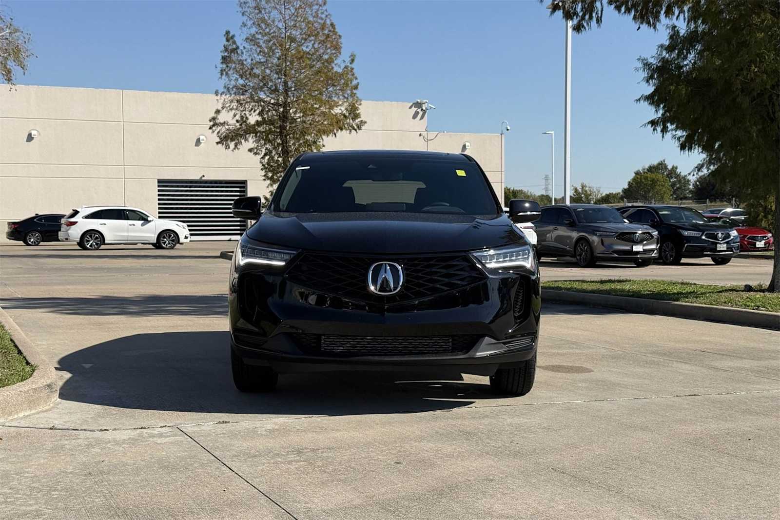 Thumbnail: 2025 Acura RDX - 6