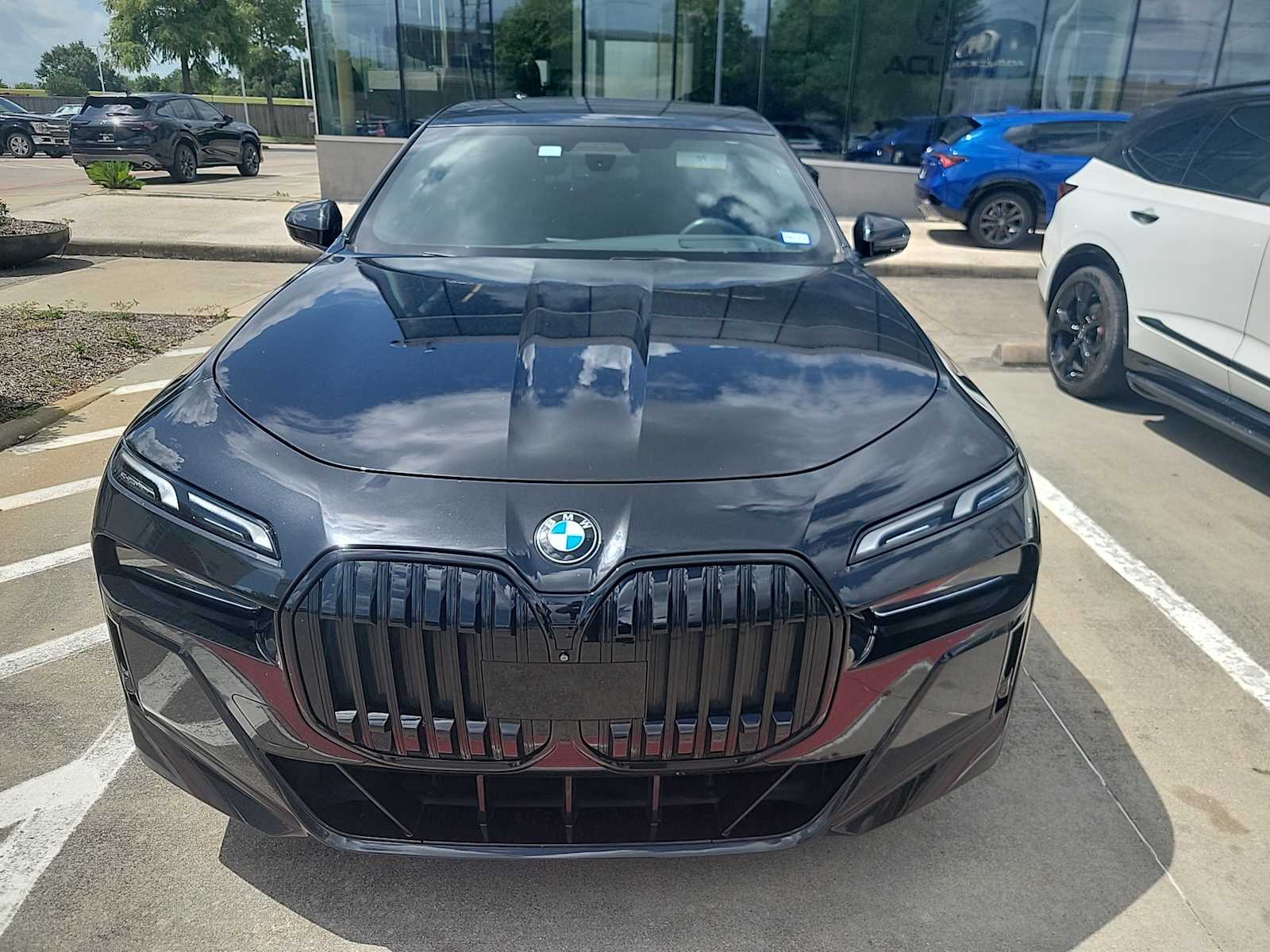 2023 BMW 7 Series 740i 2