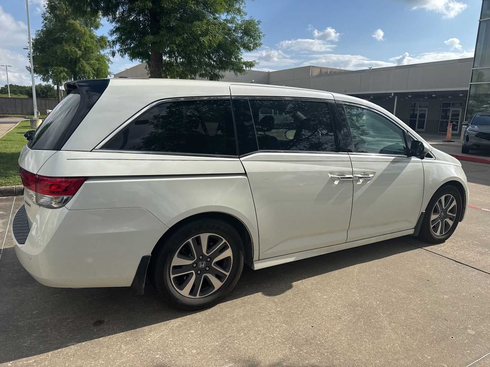 Thumbnail: 2016 Honda Odyssey - 4