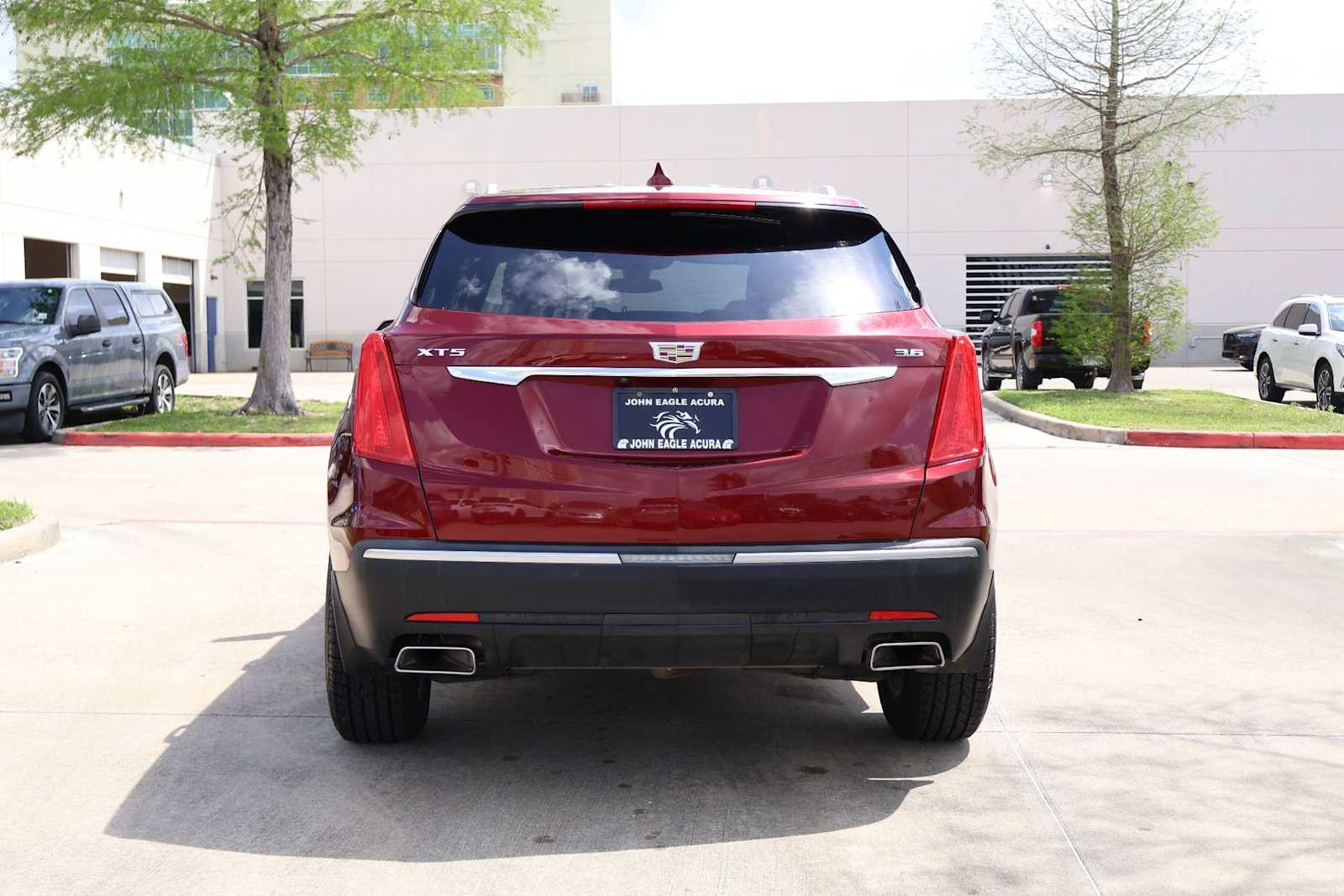 Thumbnail: 2018 Cadillac XT5 - 5