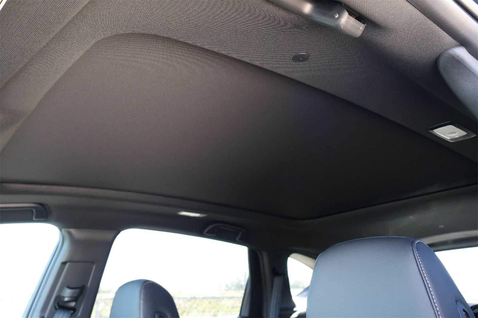 Thumbnail: 2026 Acura RDX - 28