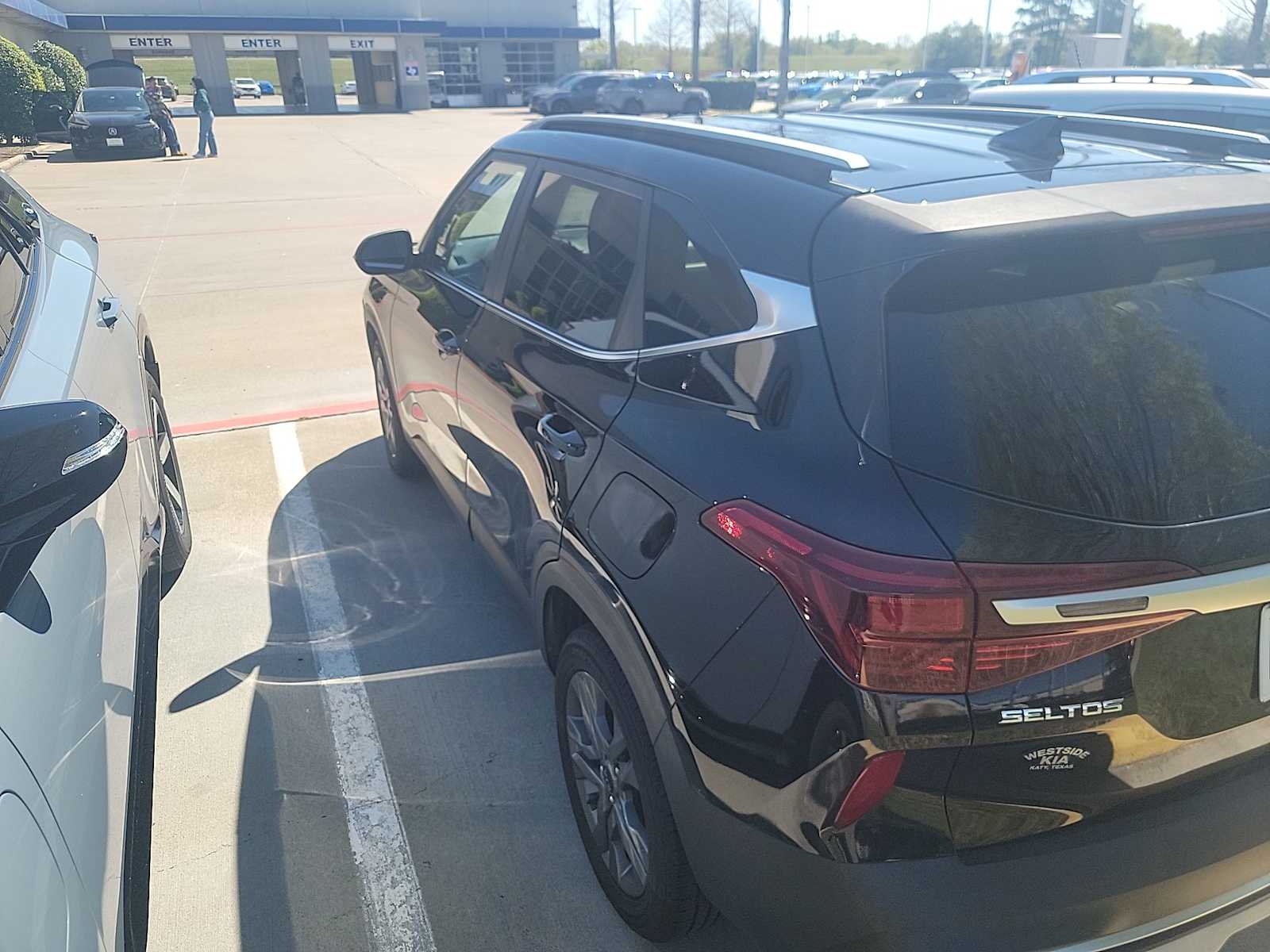 Thumbnail: 2021 Kia Seltos - 6