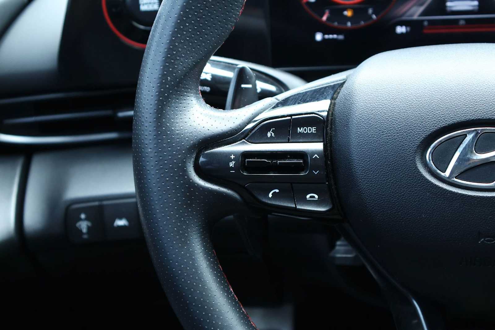 Thumbnail: 2023 Hyundai Elantra - 22