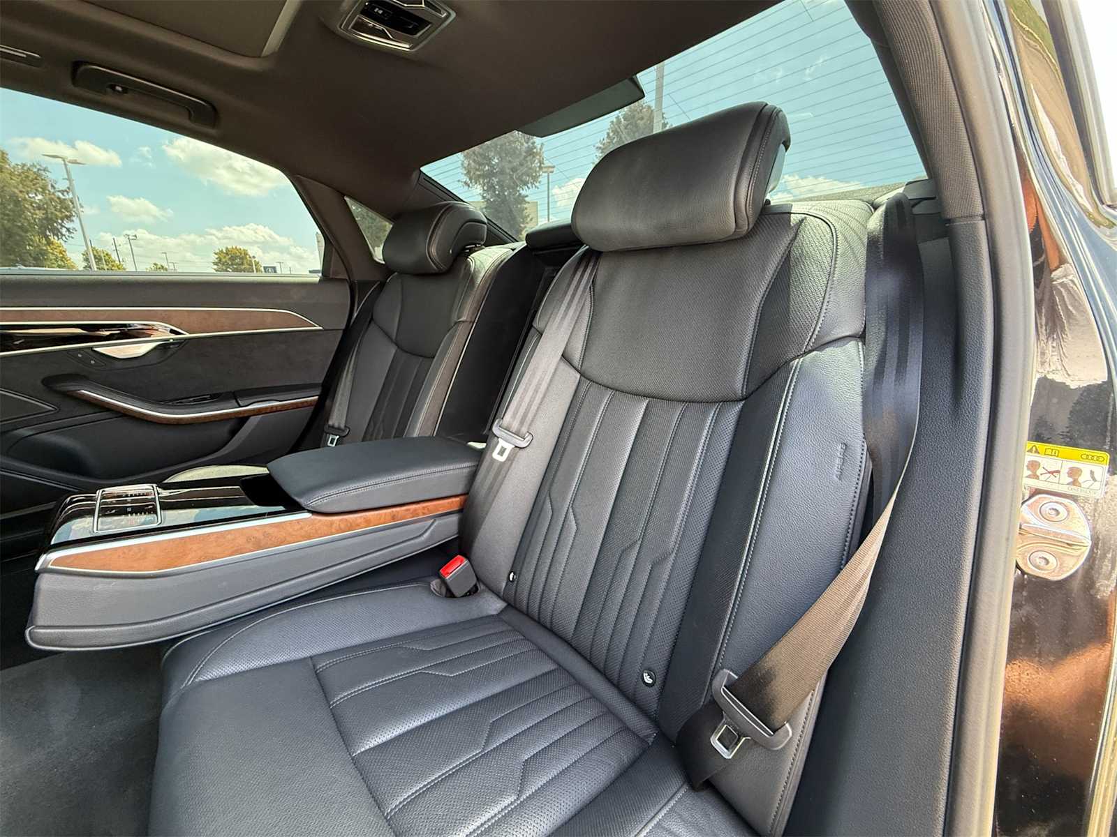 Thumbnail: 2019 Audi A8 - 13