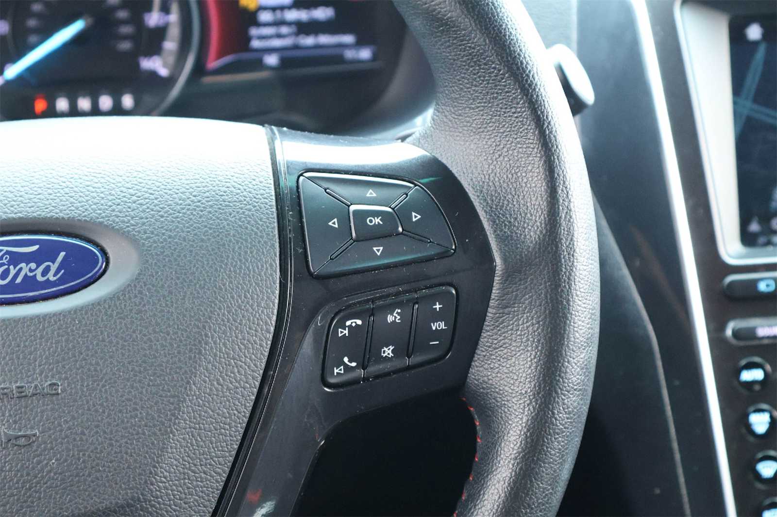 Thumbnail: 2017 Ford Explorer - 23