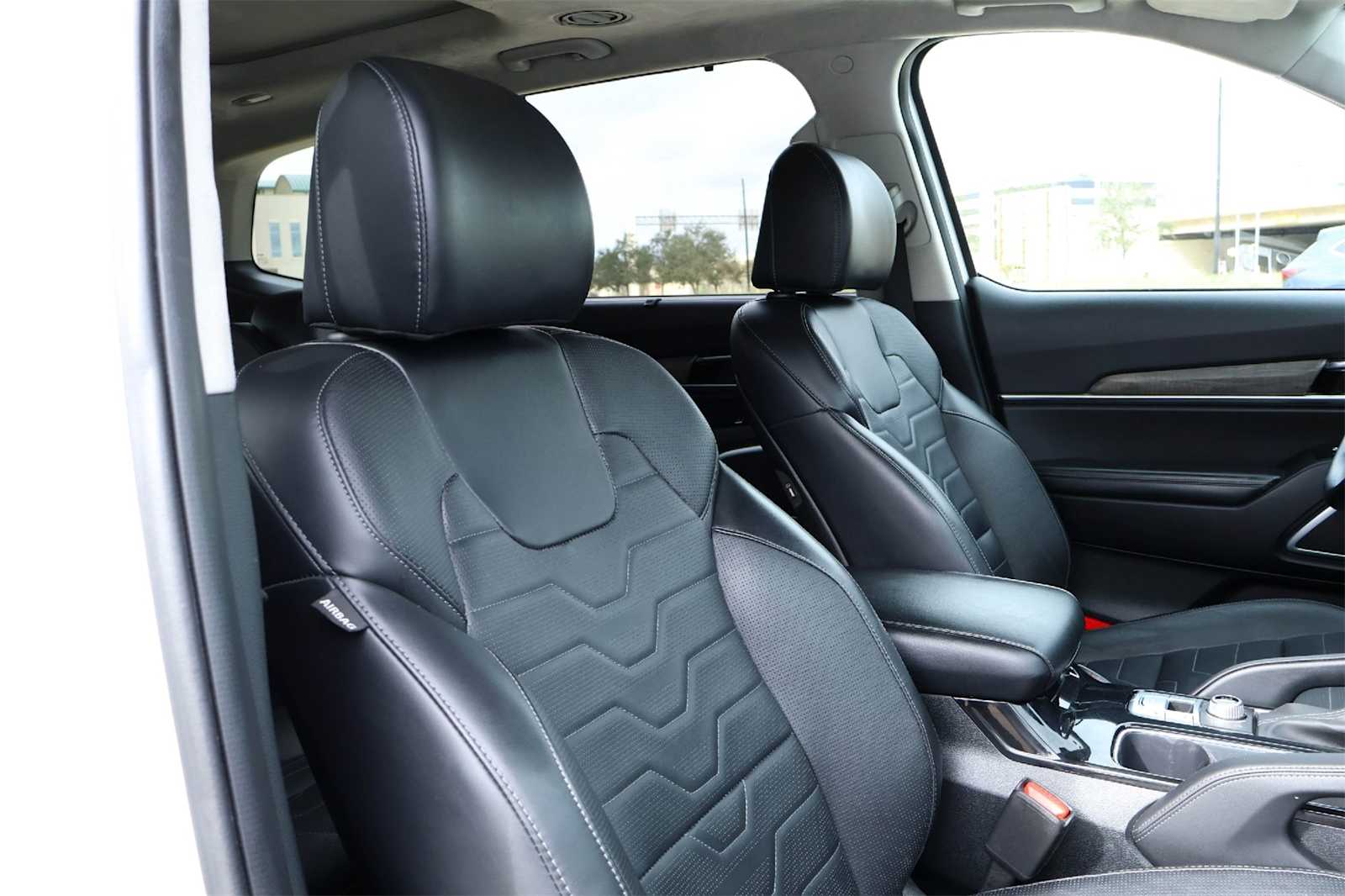 Thumbnail: 2022 Kia Telluride - 14