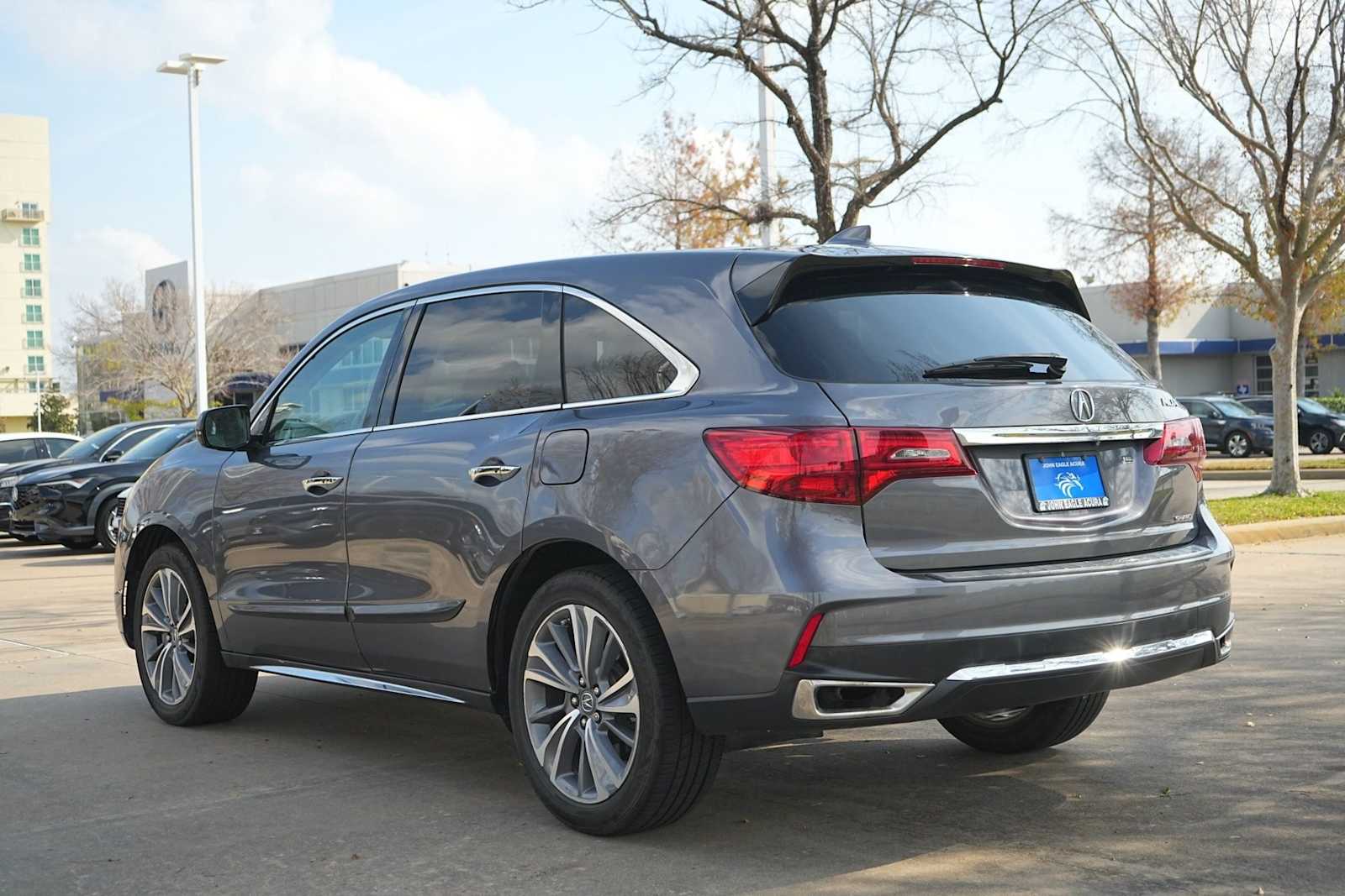 Thumbnail: 2017 Acura MDX - 4