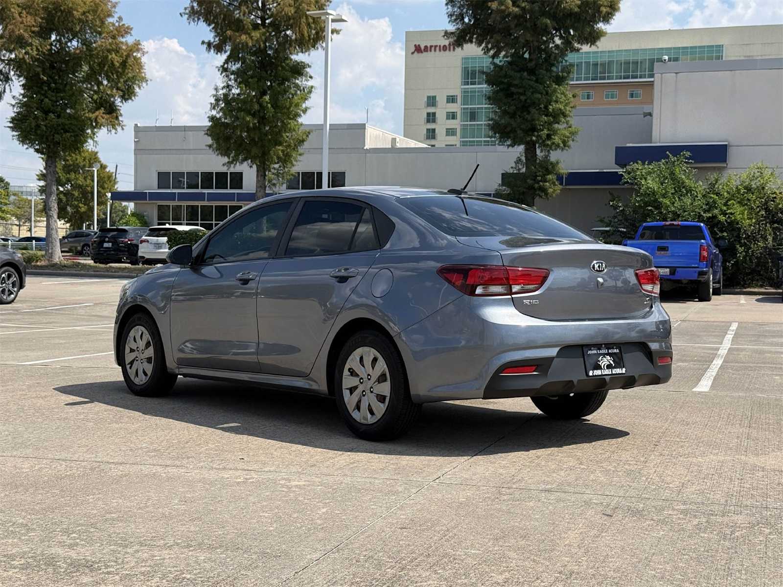 Thumbnail: 2020 Kia Rio - 4