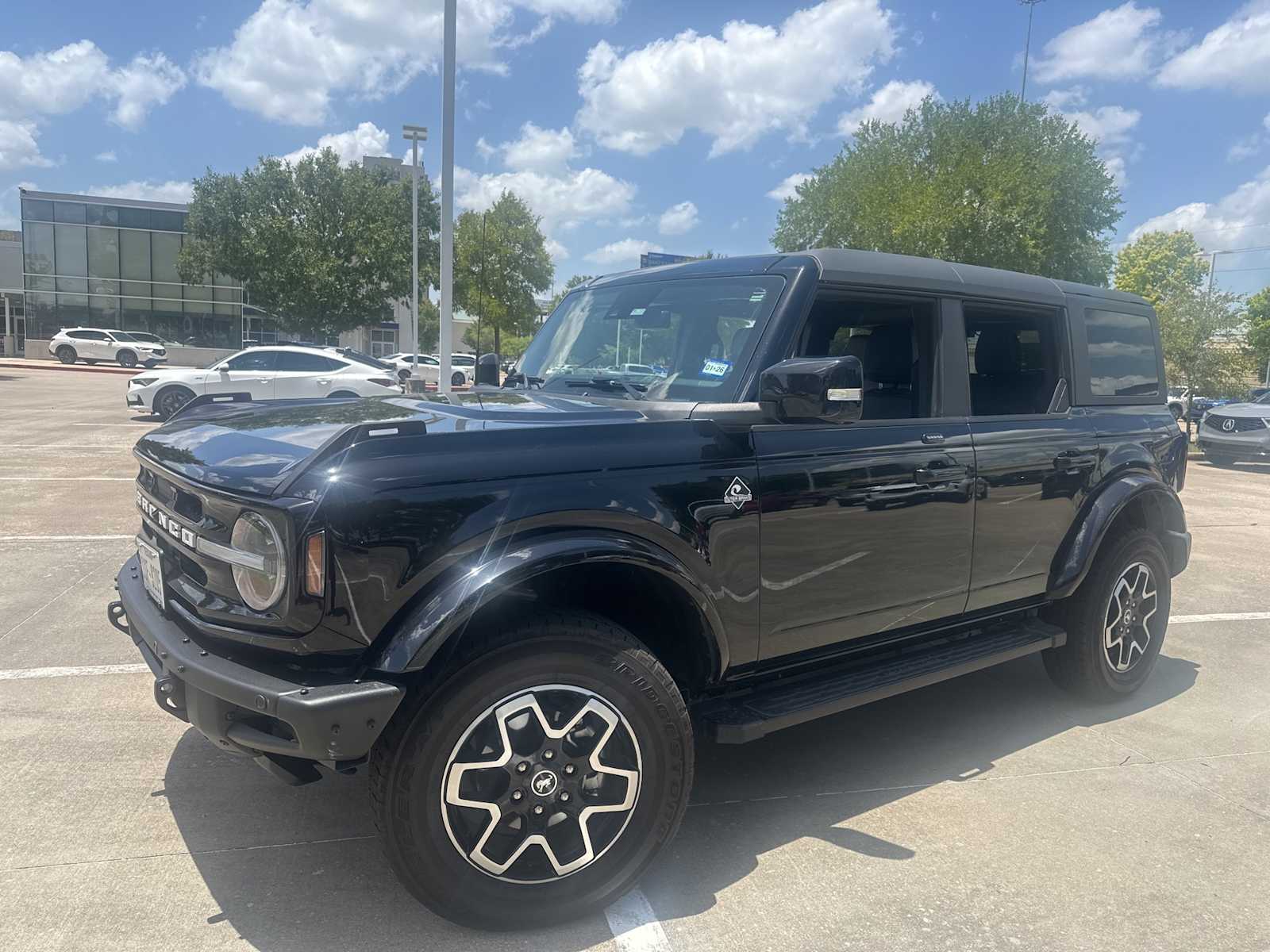 Thumbnail: 2022 Ford Bronco - 1