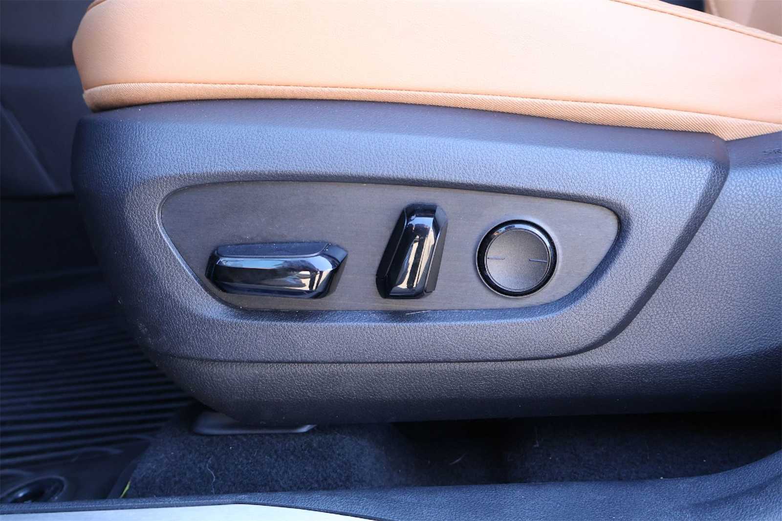 Thumbnail: 2023 Lexus NX - 24