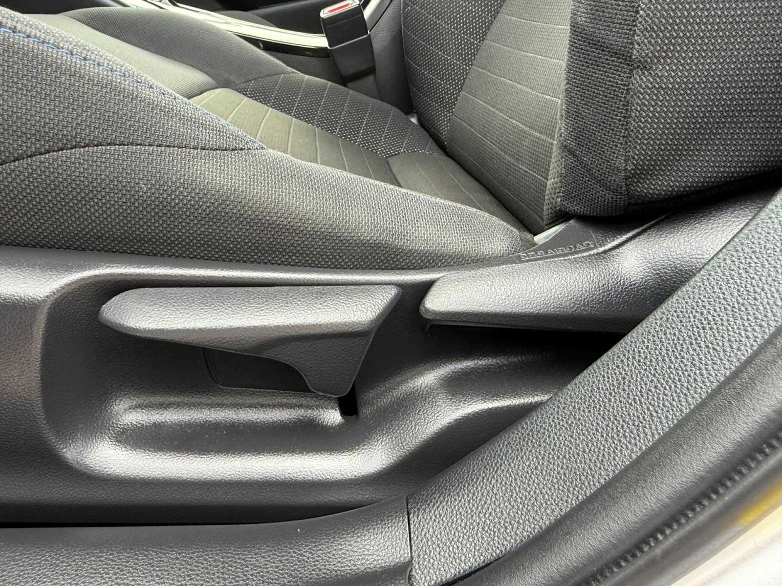 2020 Toyota Corolla SE 24