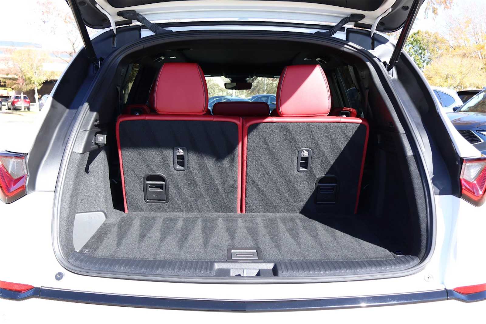 Thumbnail: 2024 Acura MDX - 19