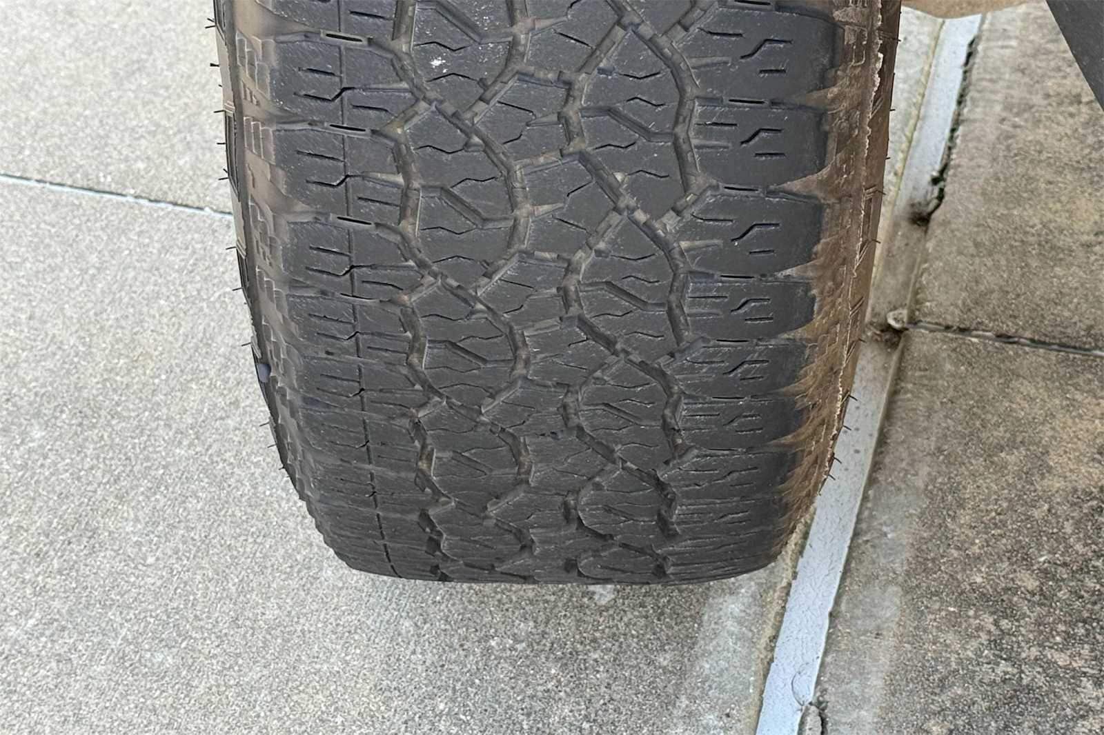 Thumbnail: 2017 Chevrolet Silverado 2500 - 30