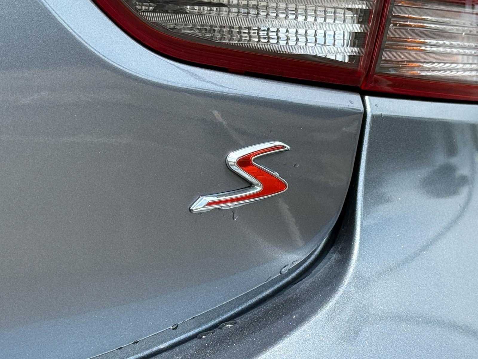 Thumbnail: 2020 Kia Rio - 7