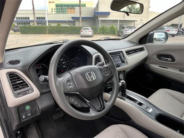 Thumbnail: 2016 Honda HR-V - 2