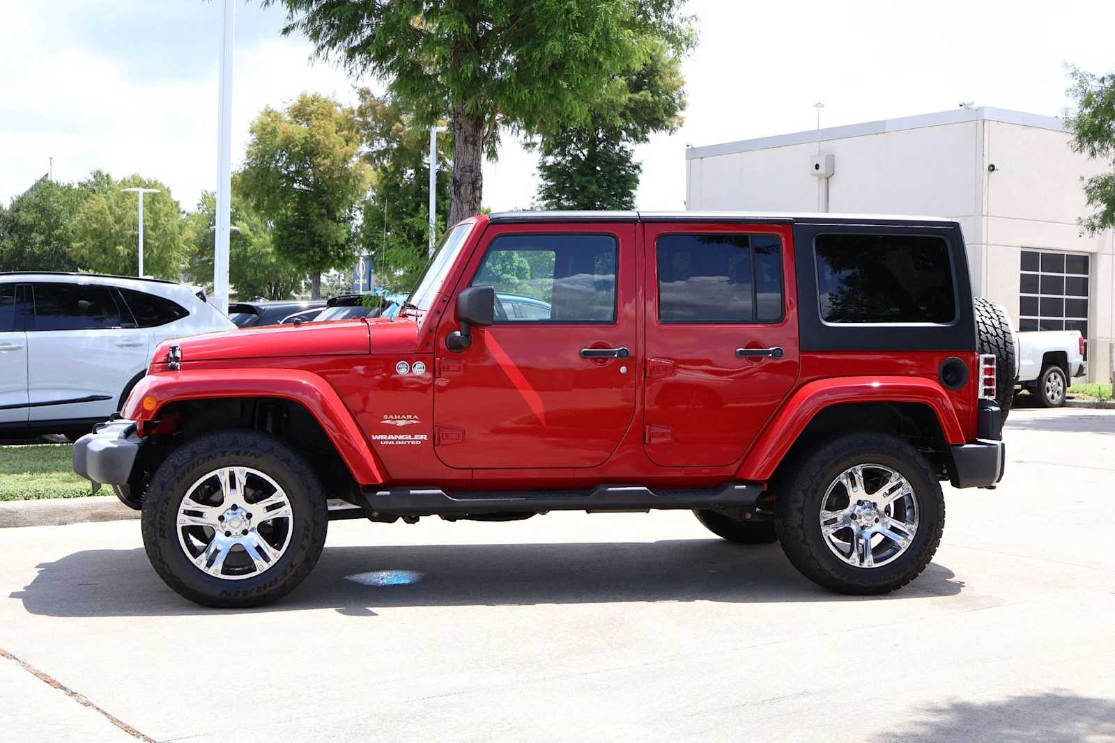 Thumbnail: 2012 Jeep Wrangler - 3