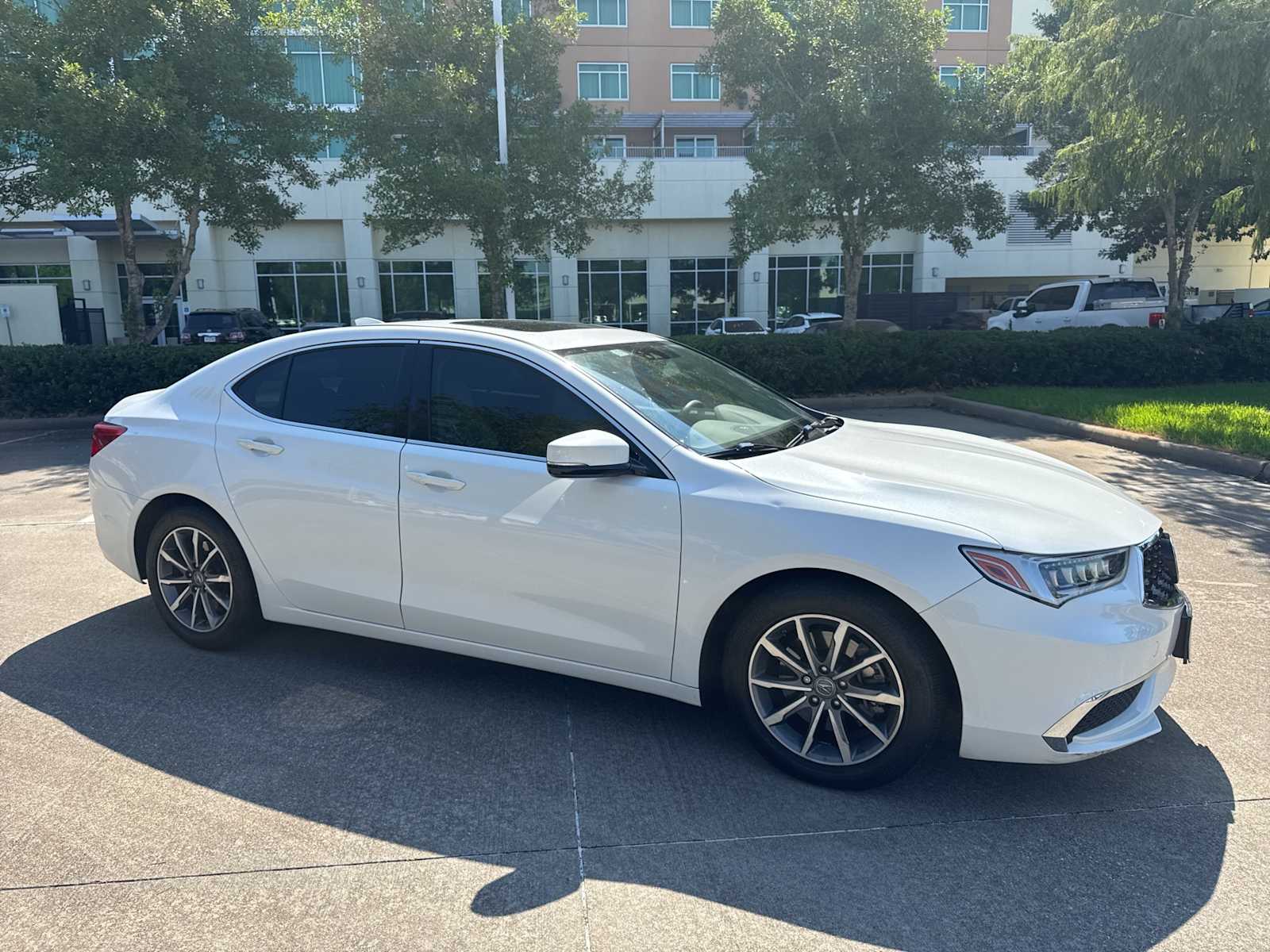 Thumbnail: 2020 Acura TLX - 5