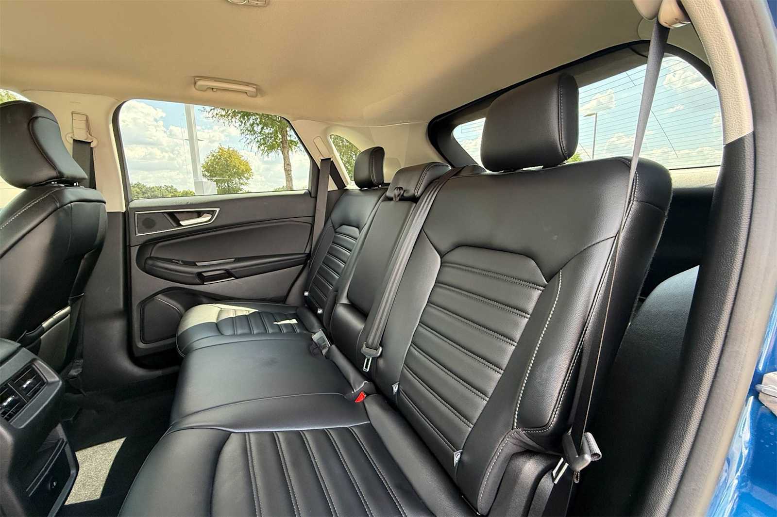 Thumbnail: 2023 Ford Edge - 13