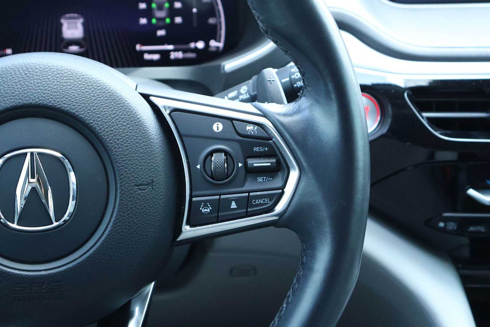 Thumbnail: 2023 Acura MDX - 23