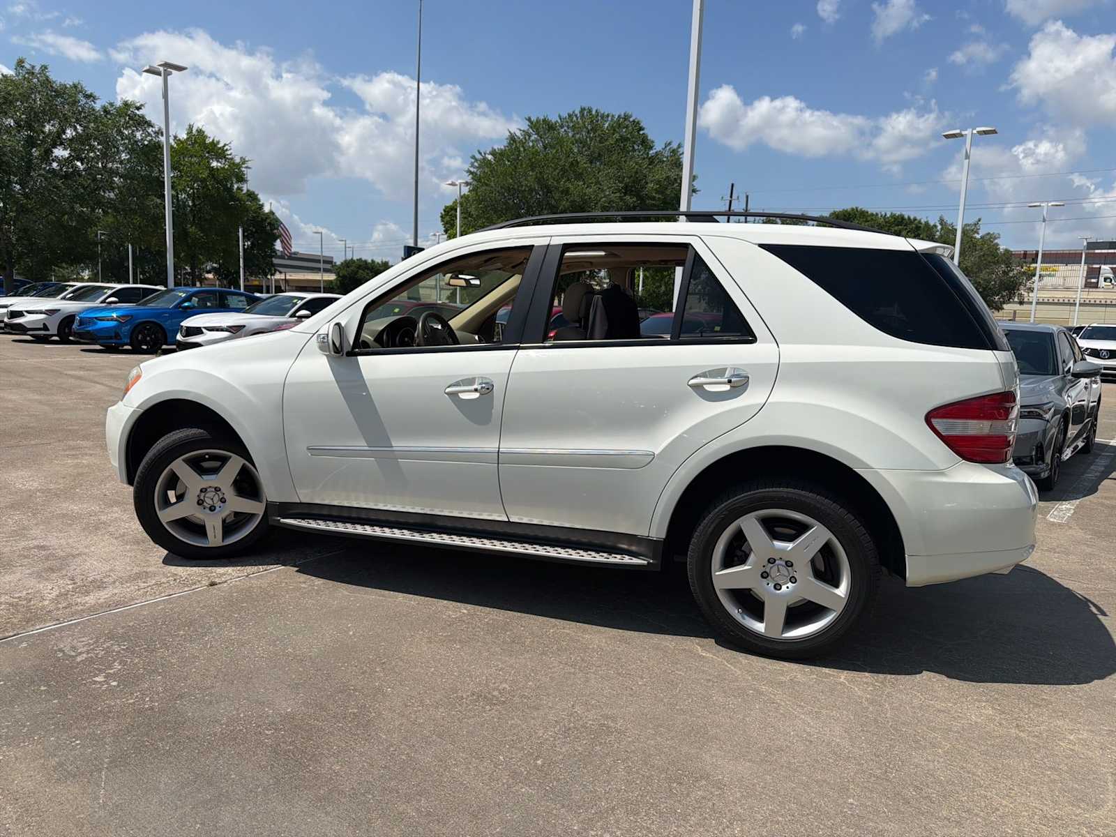 Thumbnail: 2008 Mercedes-Benz M-Class - 7