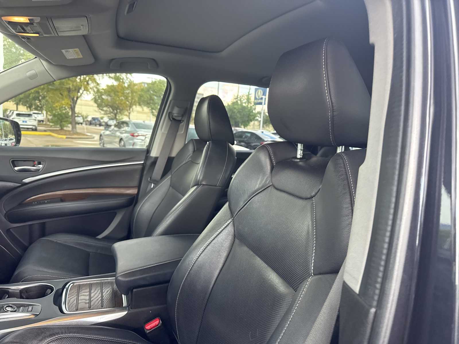 Thumbnail: 2019 Acura MDX - 7