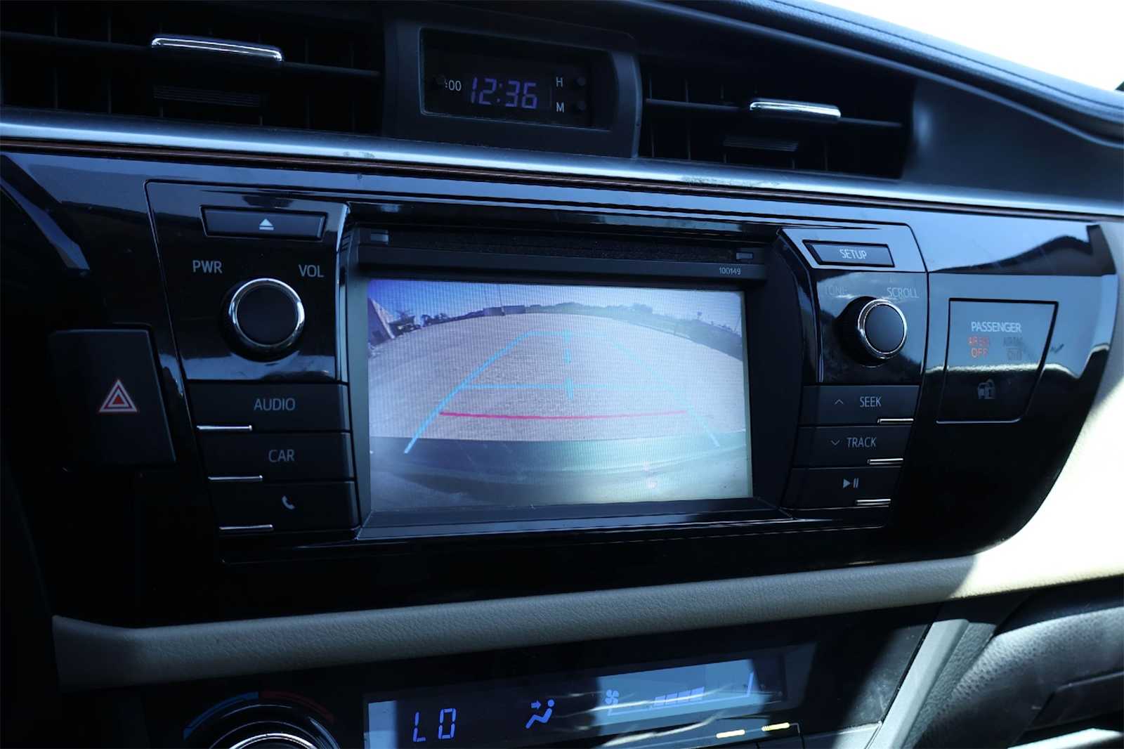 Thumbnail: 2015 Toyota Corolla - 27