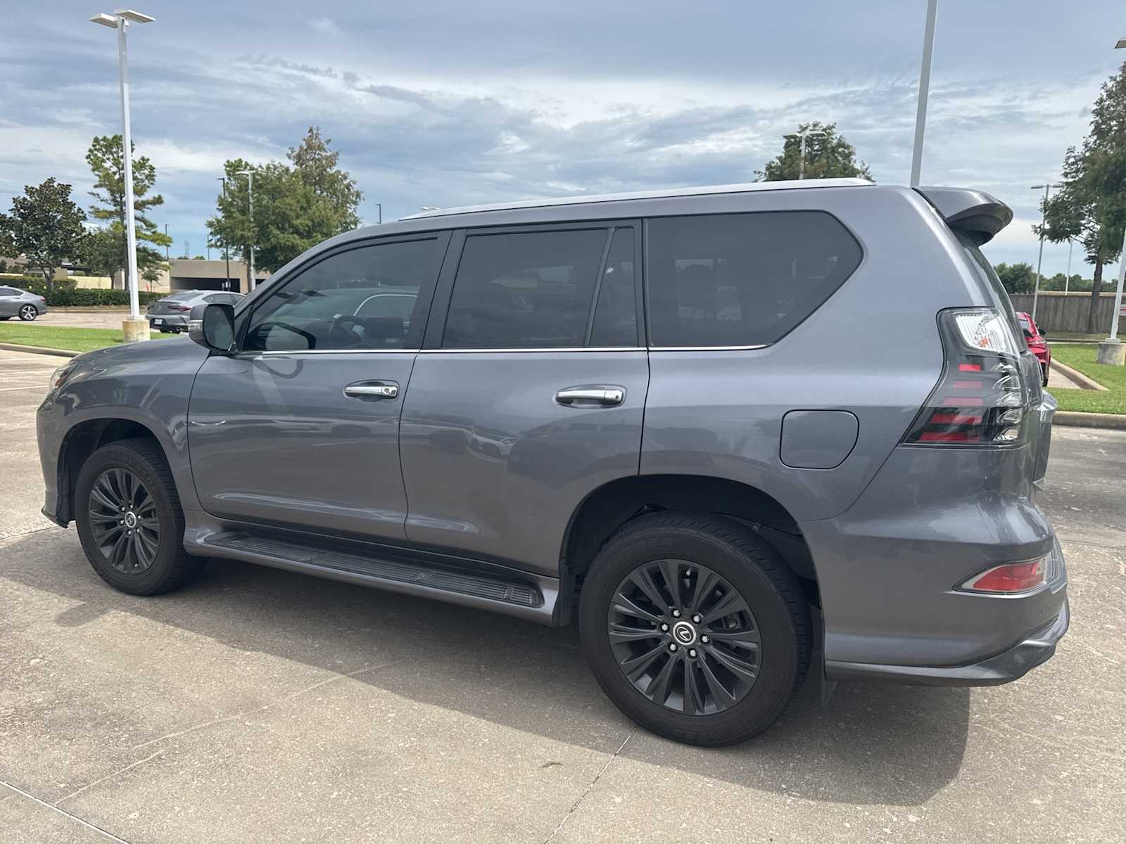 Thumbnail: 2023 Lexus GX - 3