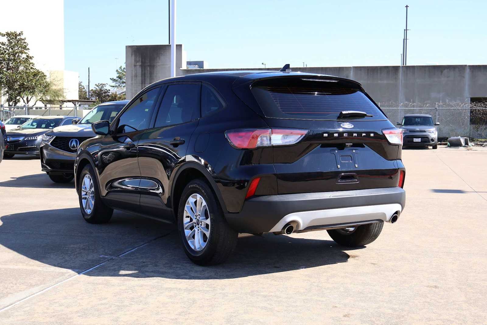 Thumbnail: 2022 Ford Escape - 4