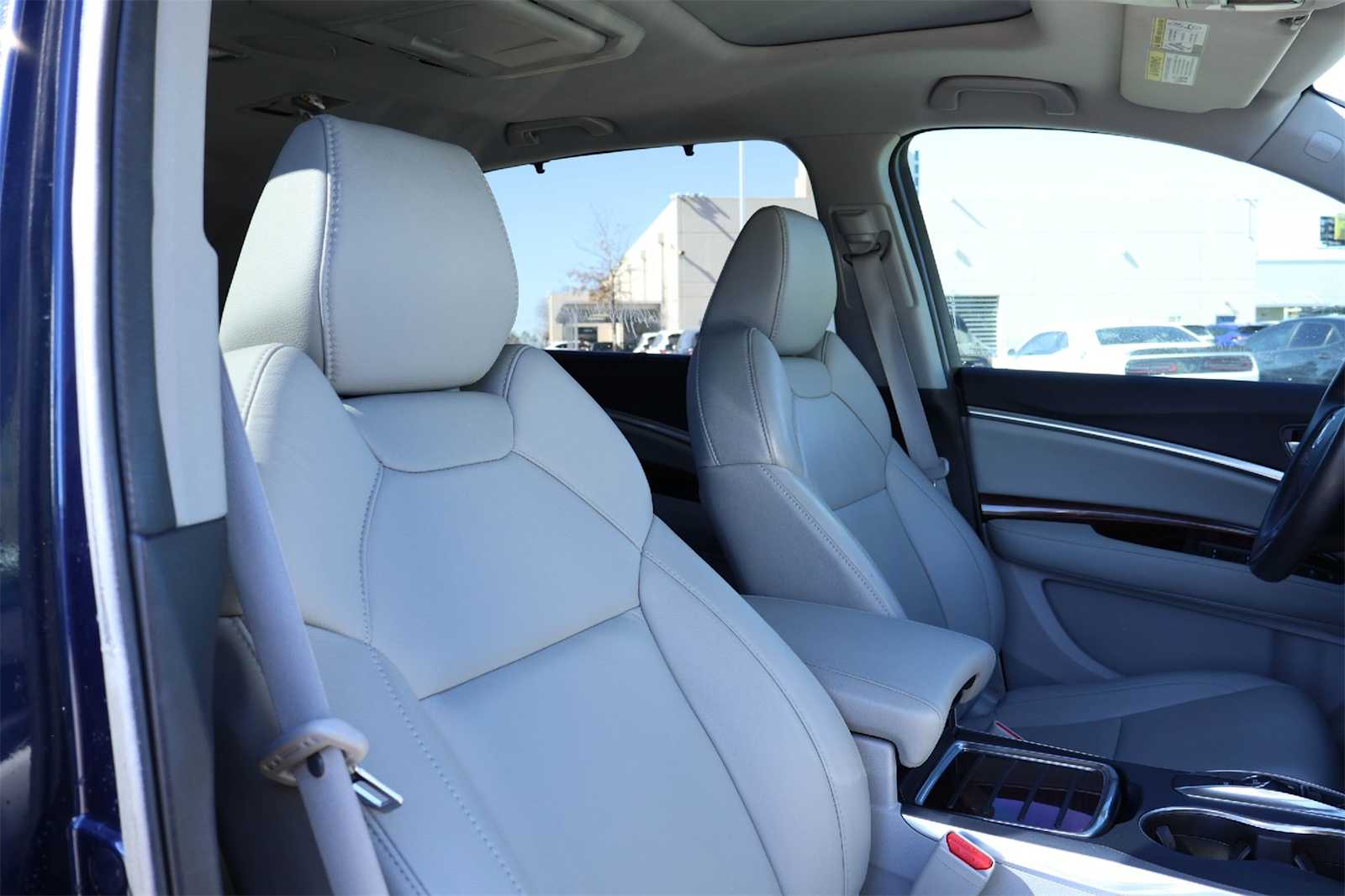 Thumbnail: 2016 Acura MDX - 14