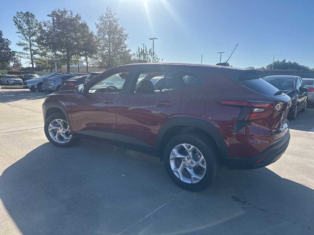 Used 2025 Chevrolet Trax LS SUV