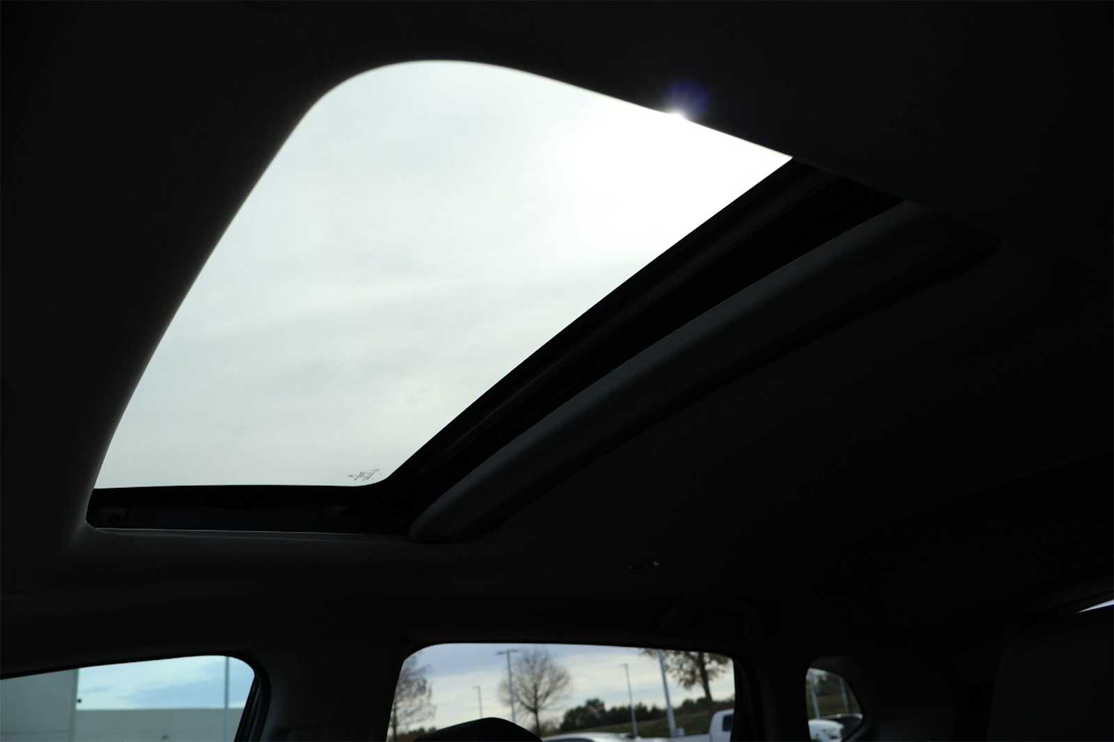 Thumbnail: 2025 Acura ADX - 29