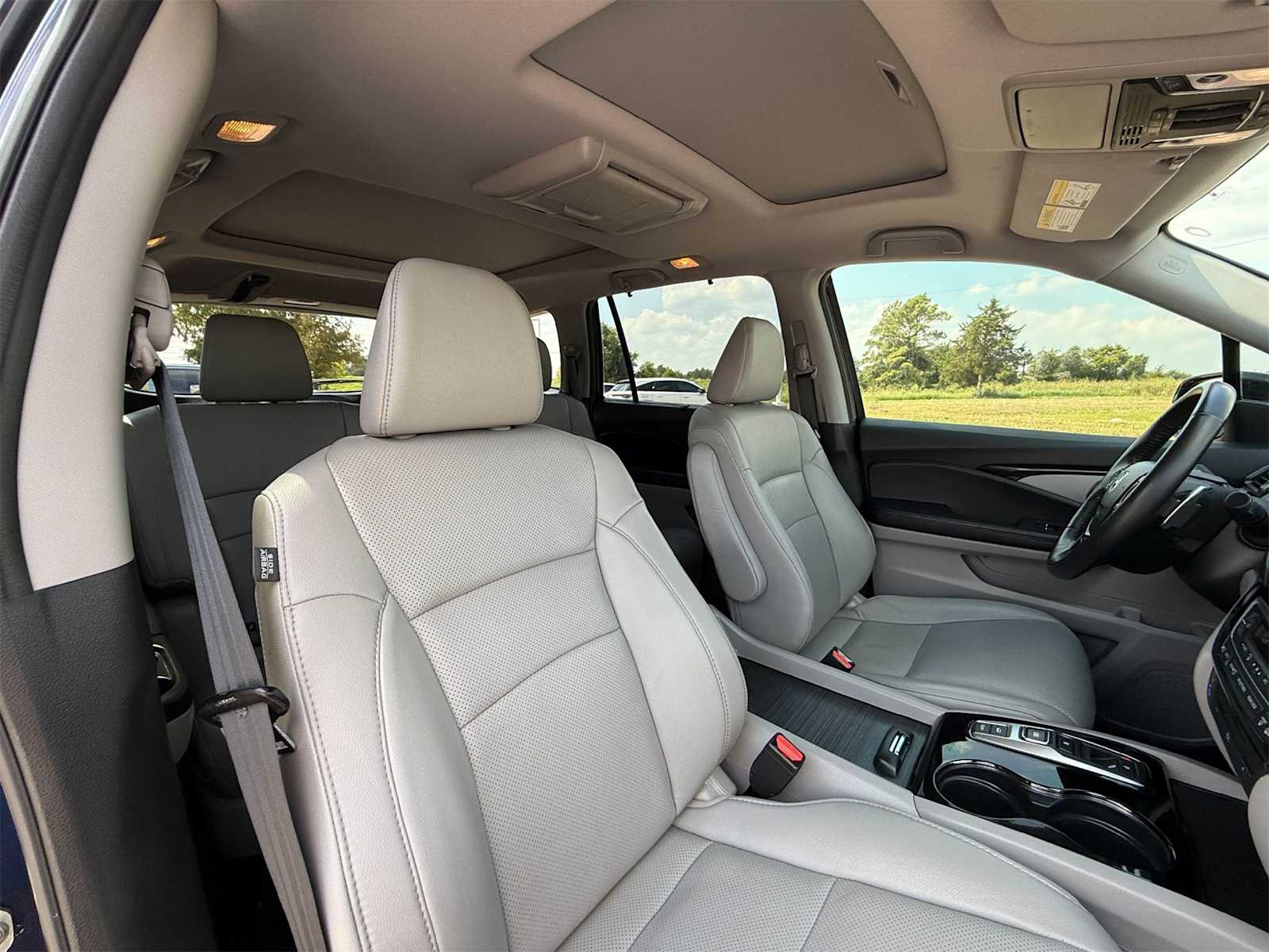 Thumbnail: 2018 Honda Pilot - 14