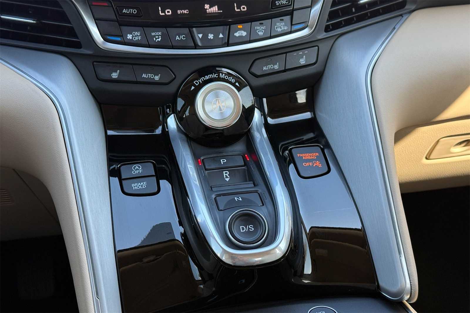 Thumbnail: 2025 Acura TLX - 17