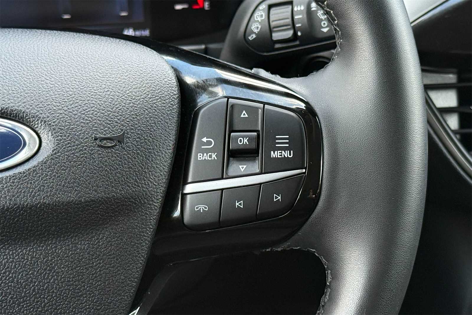 Thumbnail: 2023 Ford Escape - 23