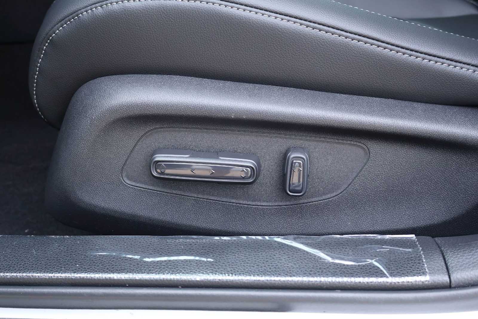 Thumbnail: 2026 Acura Integra - 24