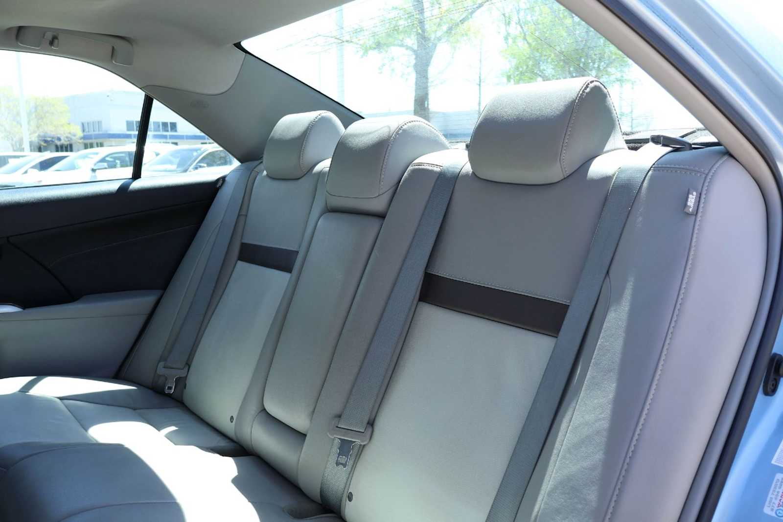 Thumbnail: 2013 Toyota Camry - 13