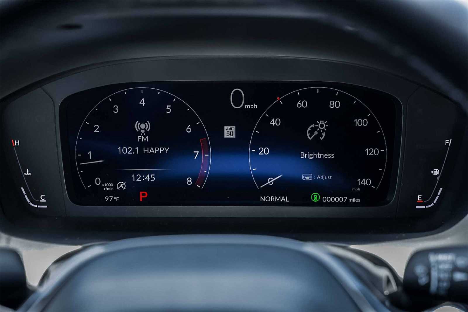 Thumbnail: 2025 Acura ADX - 21