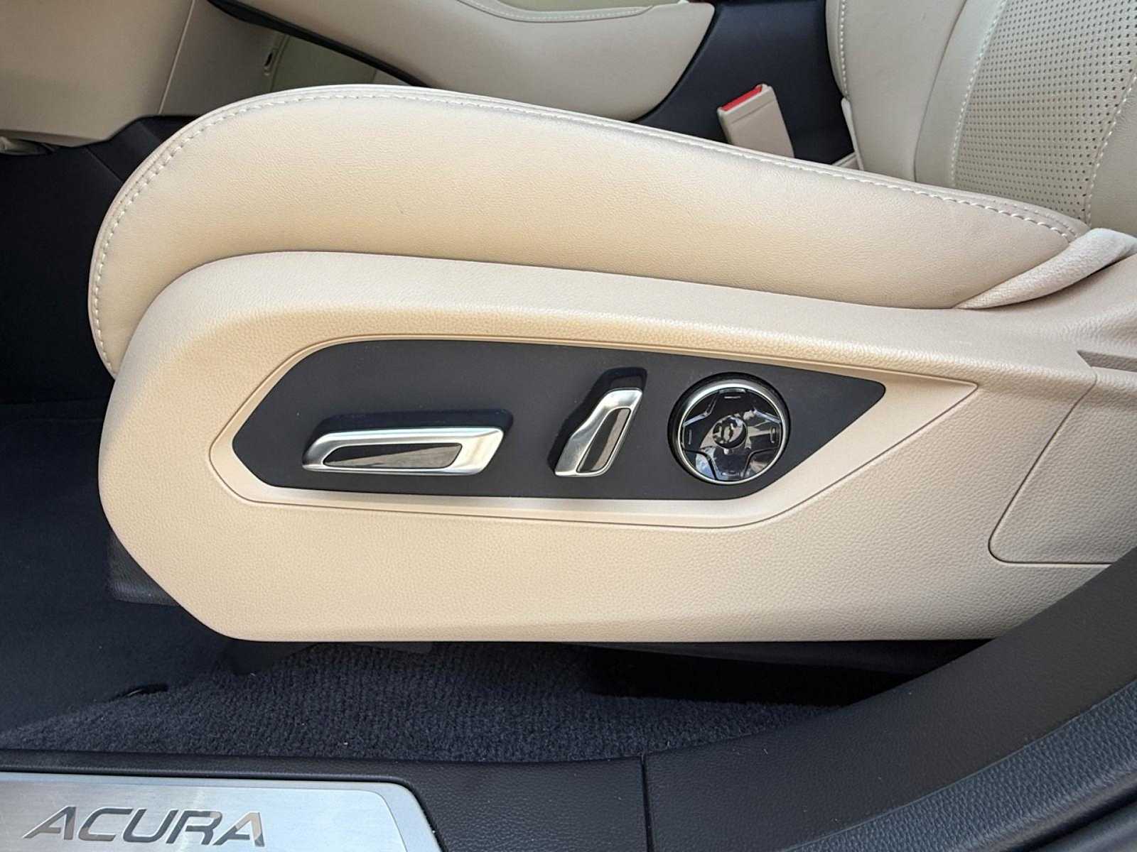 Thumbnail: 2023 Acura RDX - 24