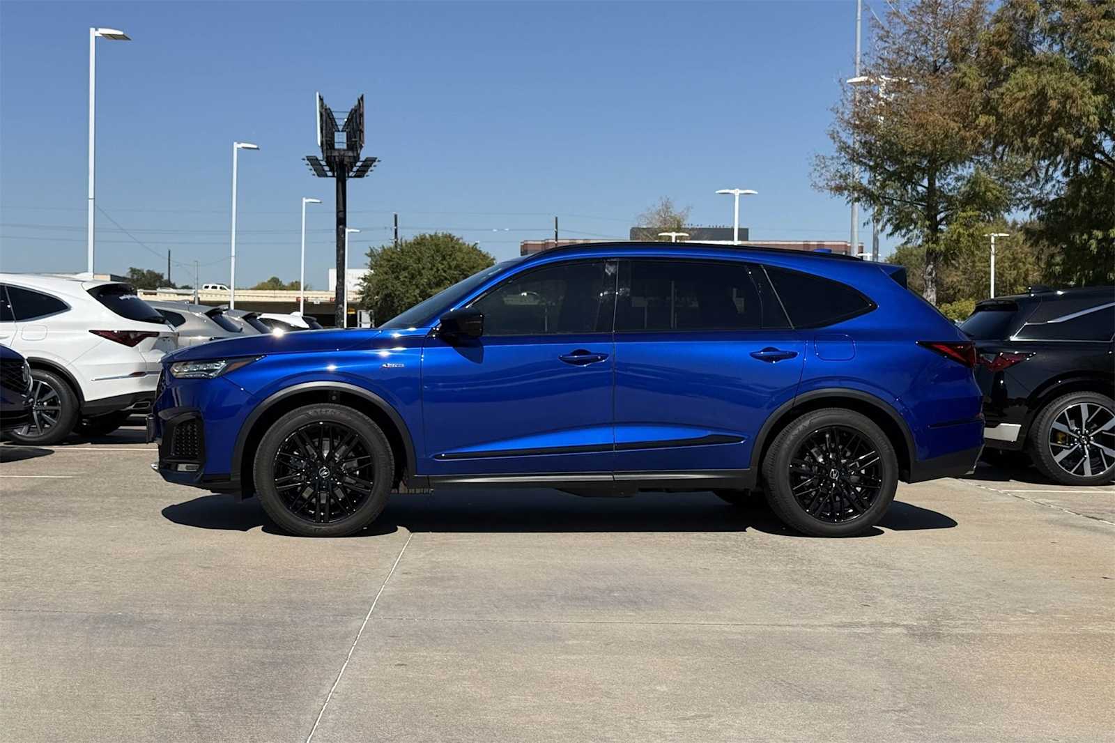 Thumbnail: 2025 Acura MDX - 3