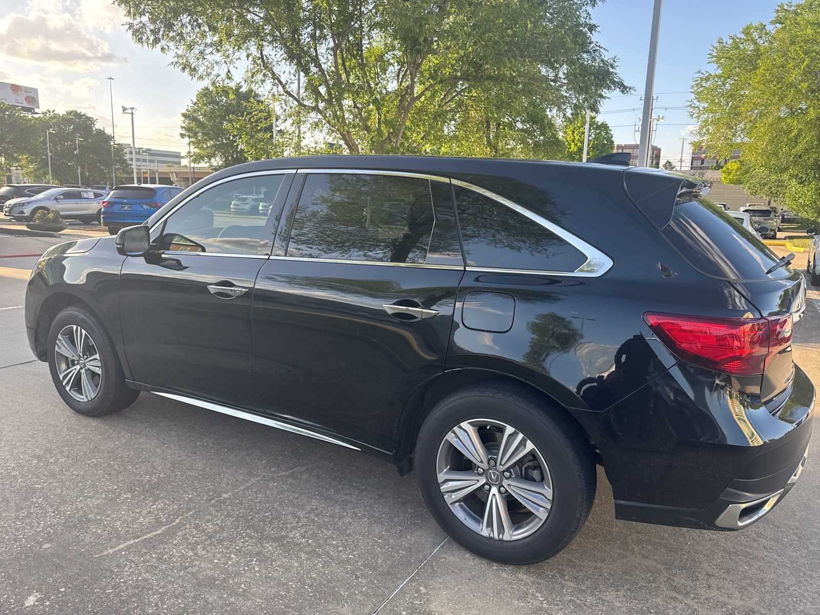 Thumbnail: 2020 Acura MDX - 3