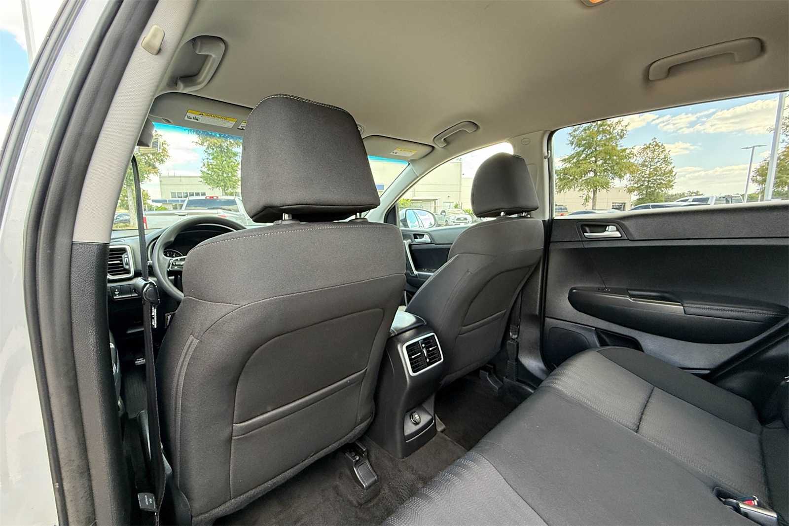 Thumbnail: 2022 Kia Sportage - 12