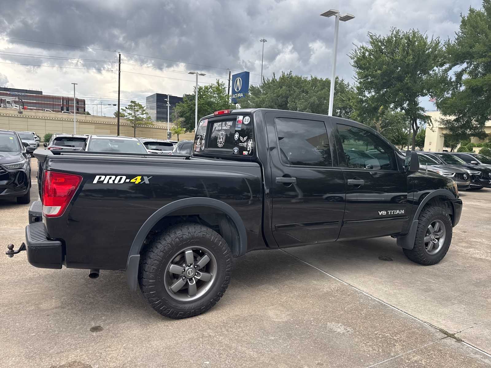 Thumbnail: 2014 Nissan Titan - 5