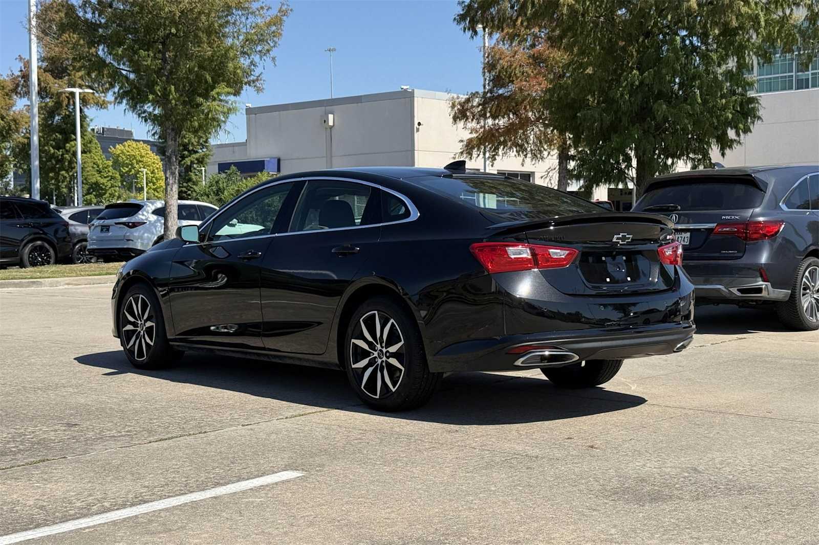 Thumbnail: 2024 Chevrolet Malibu - 4