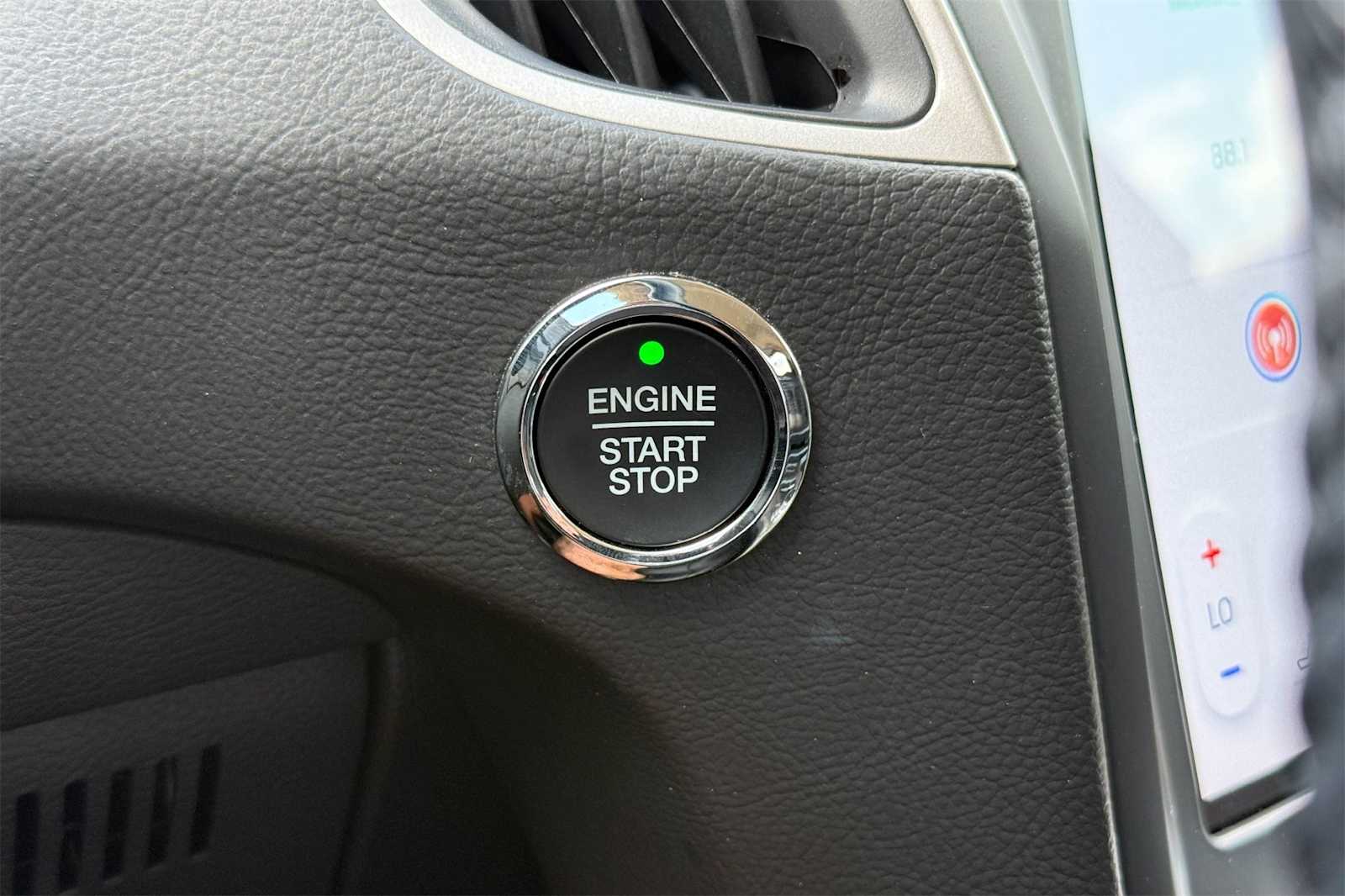 Thumbnail: 2023 Ford Edge - 25