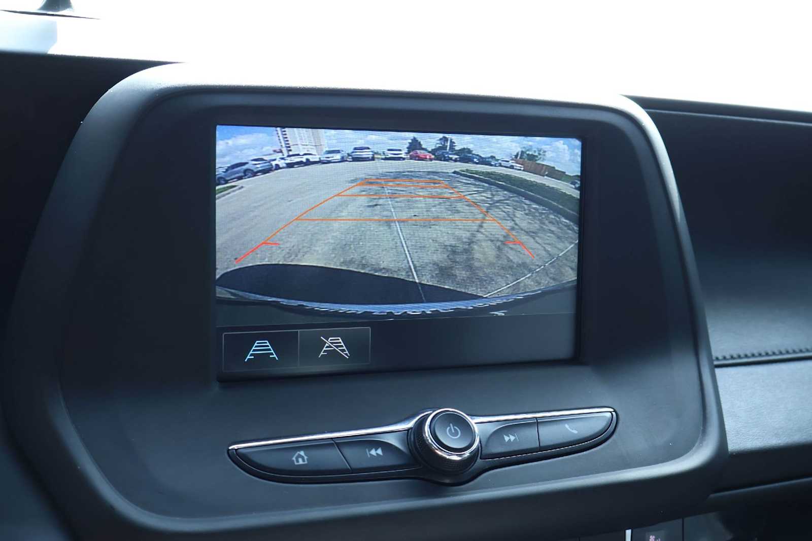 Thumbnail: 2018 Chevrolet Camaro - 29