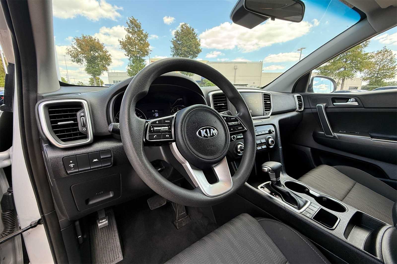 Thumbnail: 2022 Kia Sportage - 2