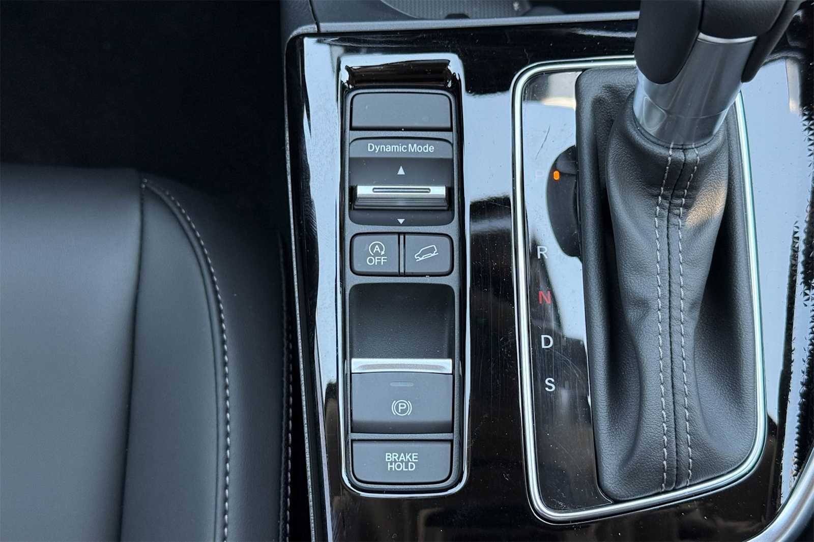 Thumbnail: 2025 Acura ADX - 25