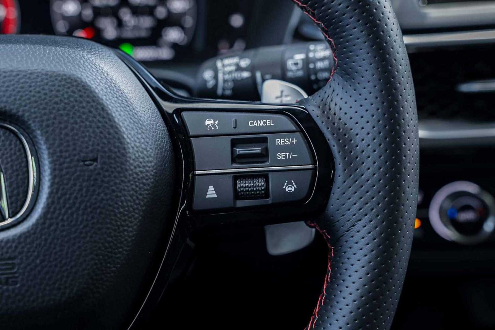 Thumbnail: 2025 Acura ADX - 20