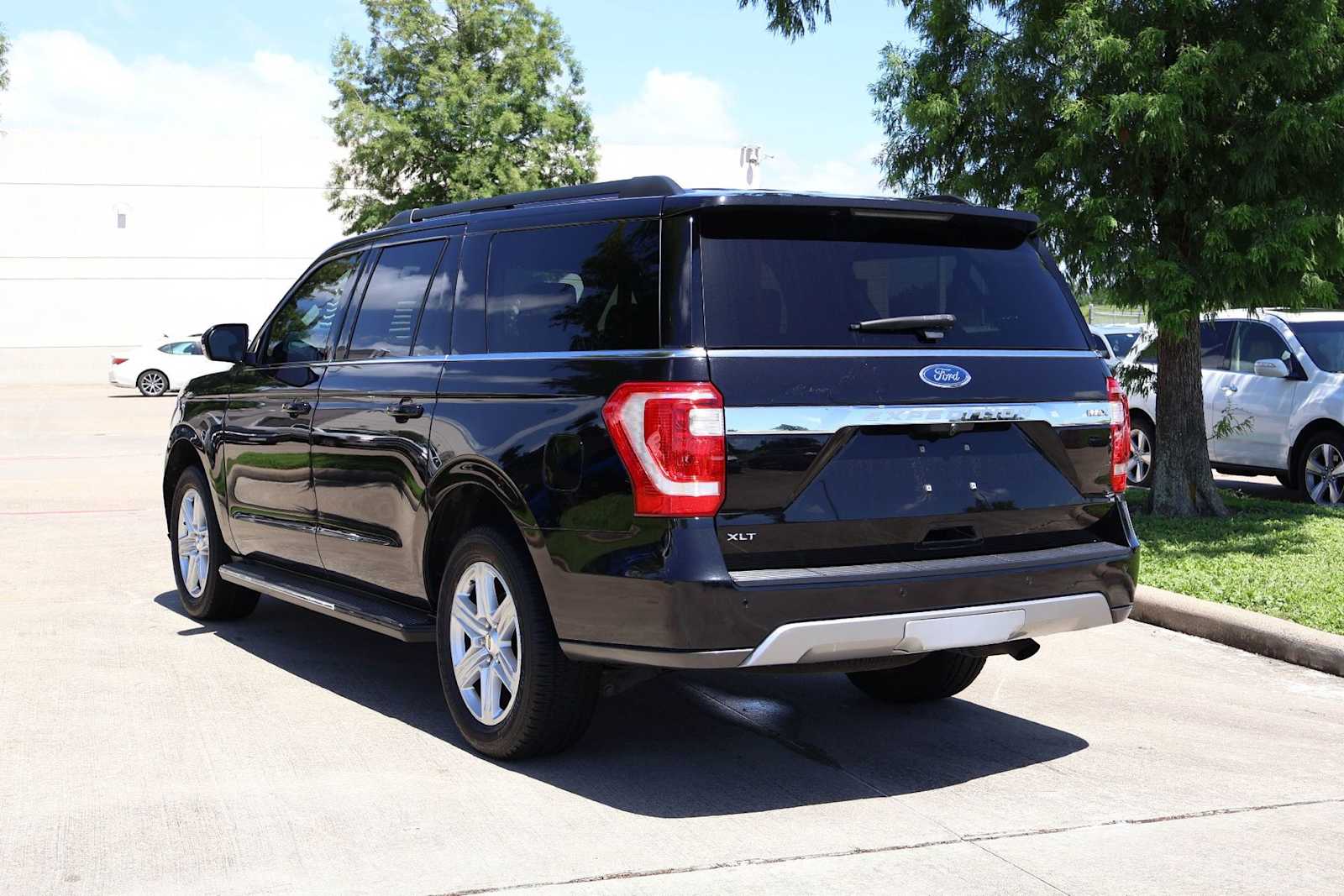 Thumbnail: 2020 Ford Expedition MAX - 4