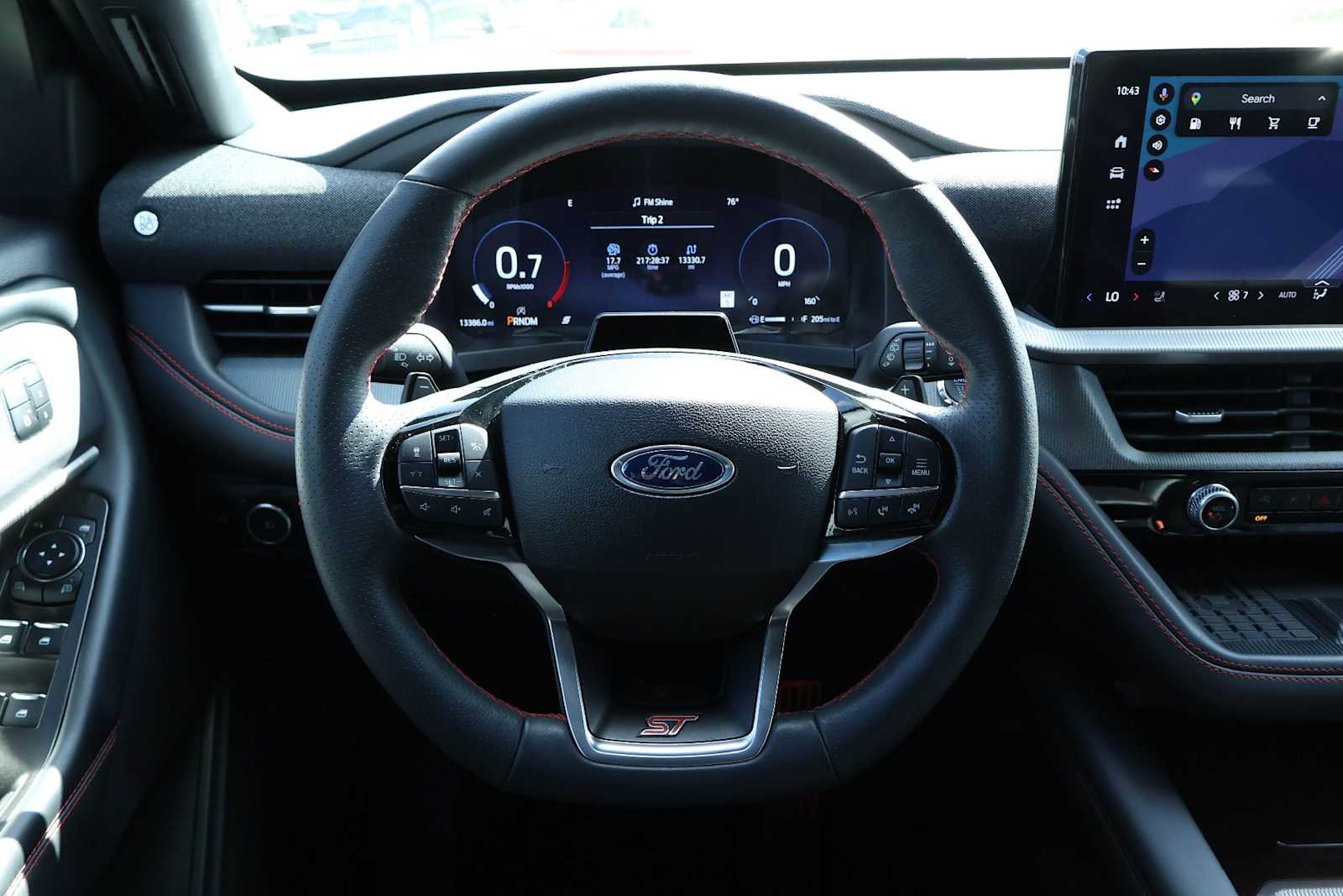 Thumbnail: 2025 Ford Explorer - 15